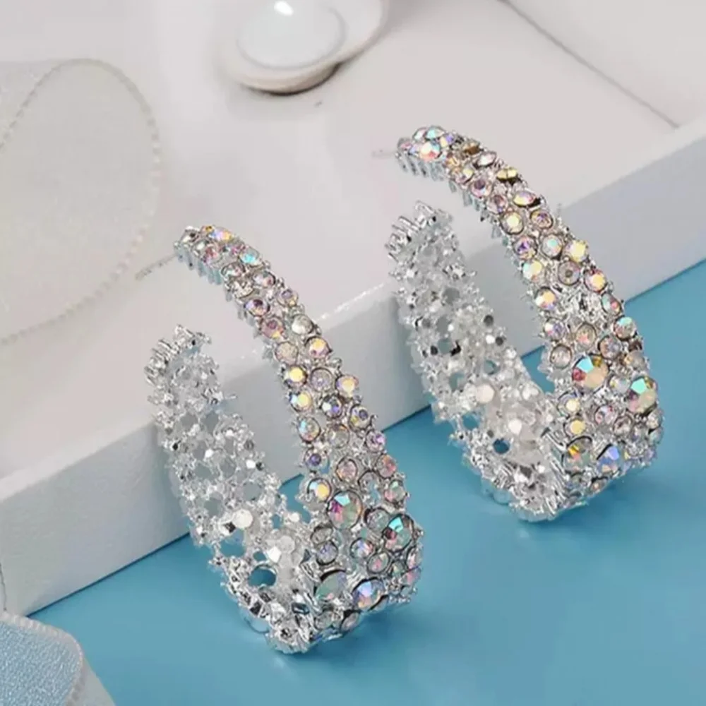 🎀 Boho Open Work Eardrop Earrings - Picture 1 of 7